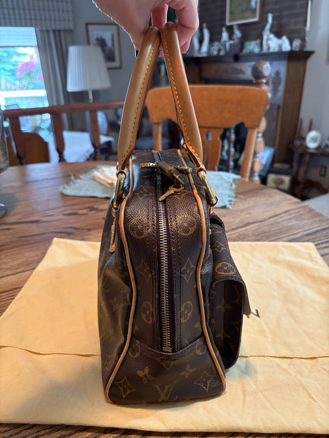 Authentic Louis Vuitton Manhattan PM Bag – Monogram Canvas in Women's - Bags & Wallets in Strathcona County - Image 3