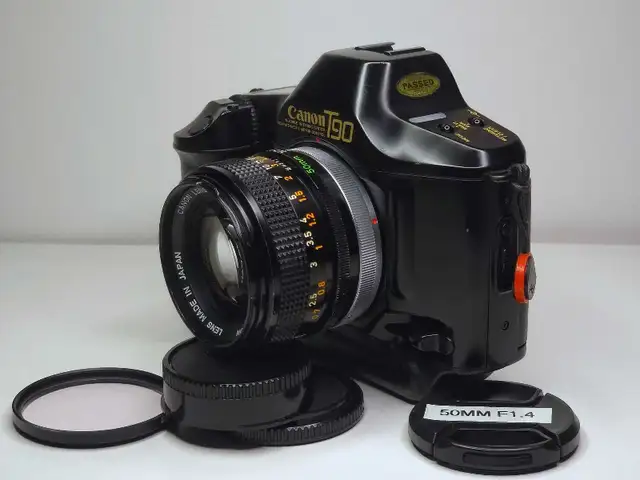 Canon T90 Professional FD SLR w/50MM F1.4 S.S.C in Cameras & Camcorders in City of Toronto - Image 3