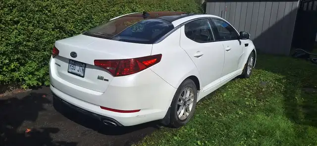 Kia Optima 2012589185649434972161