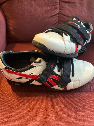 Do-Win Weightlifting Shoes Men's 11.5 Never worn in the gym. Tried on and walked around my house in...