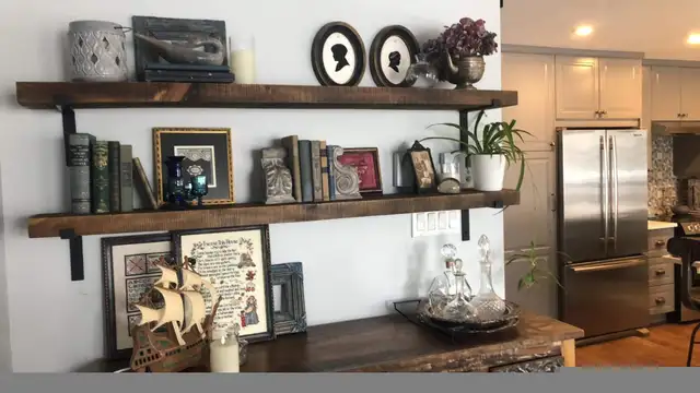 Tablettes en bois de grange finies à la cire d'abeilles  in Home Décor & Accents in Laval / North Shore - Image 8