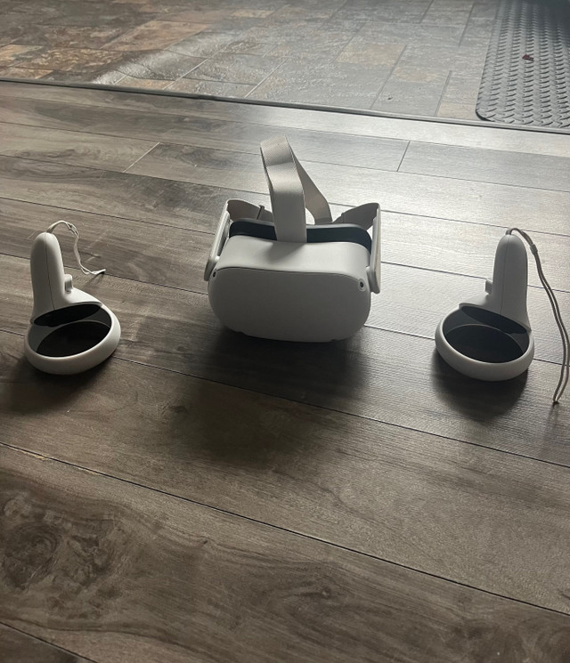 Oculus quest 2  in General Electronics in Sault Ste. Marie