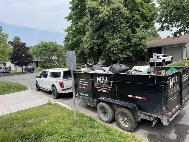 Junk Removal and Dumpster rentals Ottawa in Renovations, General Contracting & Handyman in Ottawa - Image 4