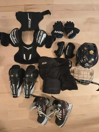 Équipement de hockey pour enfant, View more
