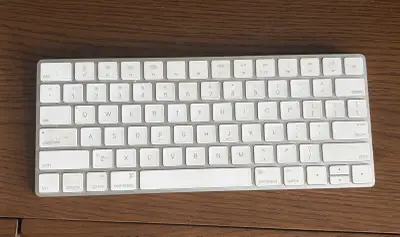 Apple Magic Keyboard (A1644, Lightning) - White, View more