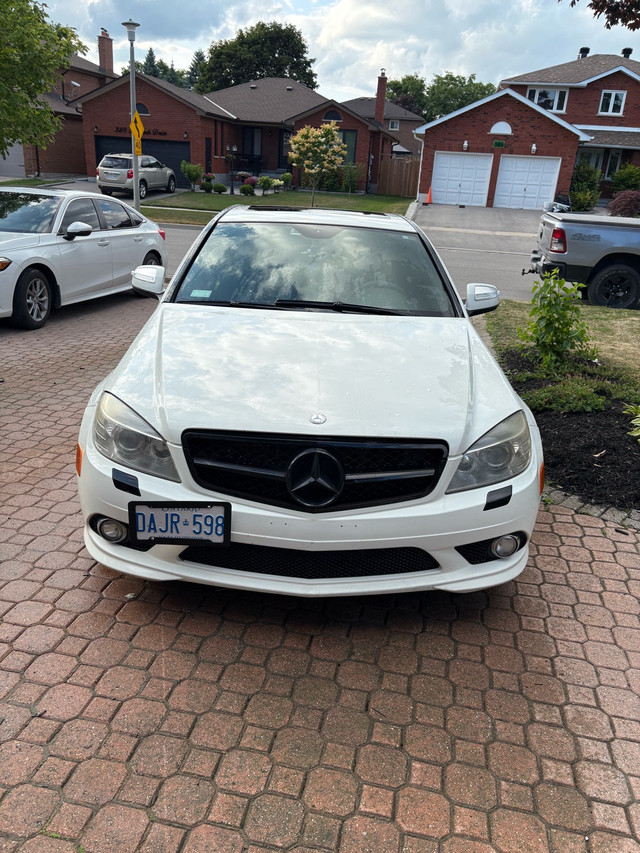 2008 Mercedes C300 Great Condition in Cars & Trucks in Markham / York Region - Image 4