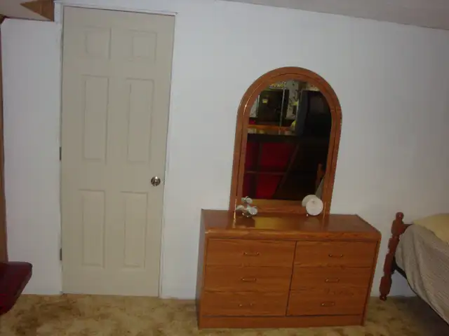 Furnished Room for Rent ASAP in Room Rentals & Roommates in City of Toronto - Image 10