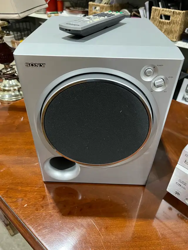 Sony Audio System in Stereo Systems & Home Theatre in Calgary - Image 5