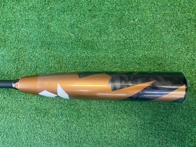 **SOLD**New DeMarini 2022 ZOA 31/21 (-10) WTDXZBZ22 Baseball Bat in Baseball & Softball in Markham / York Region - Image 3