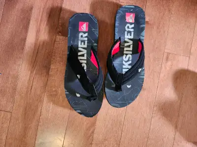 Like new wore only a few times