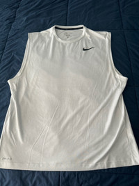 Men’s Nike Sleeveless Dri-Fit Shirt XL