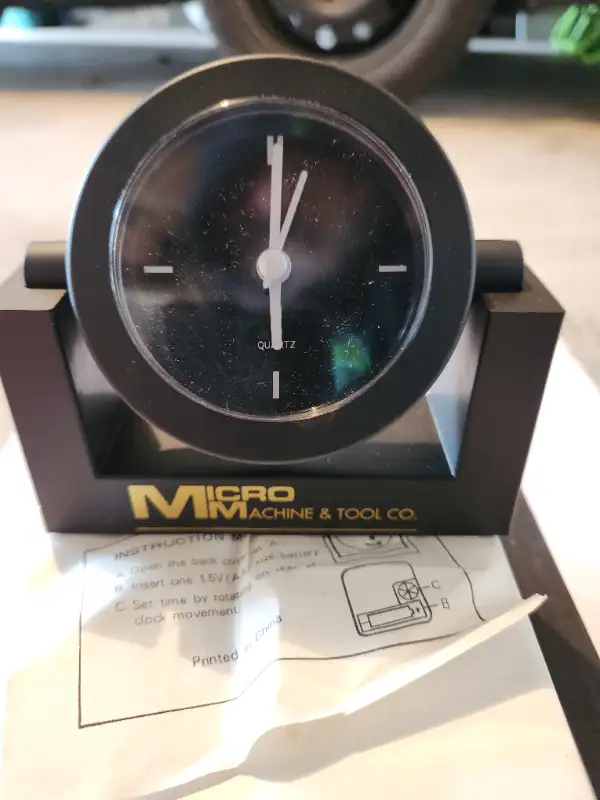 Desk clock in Home Décor & Accents in Markham / York Region - Image 3