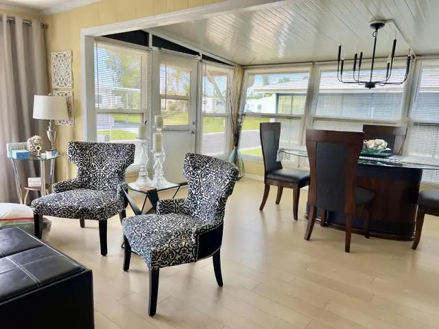 Beautiful Florida Home for Sale in Houses for Sale in St. John's - Image 5