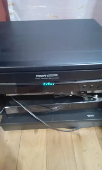 CD player, View more