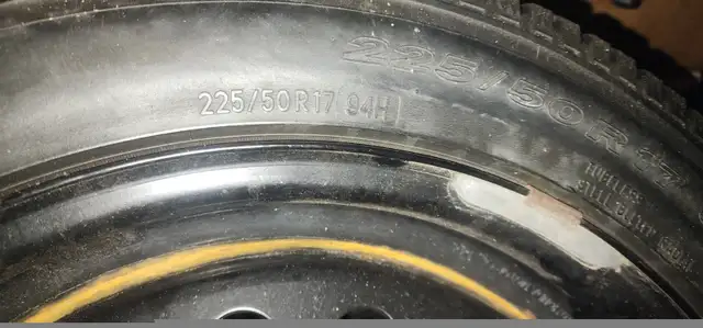 WINTER TIRES 225/50R17  HONDA RIM   TOYO TIRES  70-80% TREAD in Tires & Rims in City of Toronto - Image 3