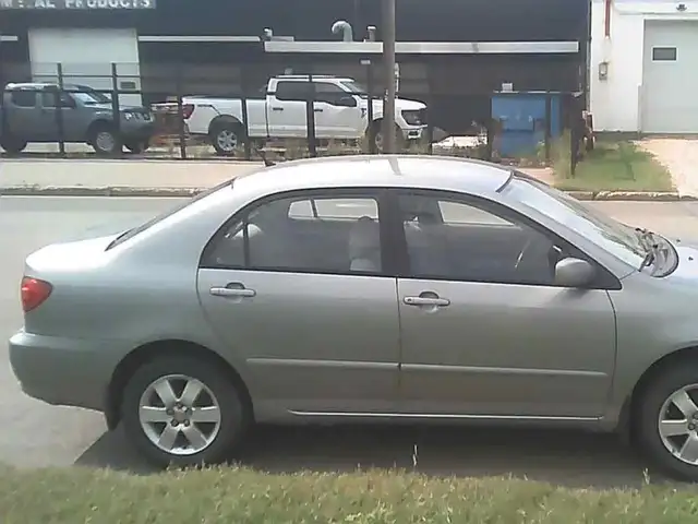 2003 Toyota Corolla LE552944922055168004