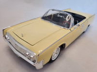 1:18 Diecast Ricko 1963 Lincoln Continental Convertible Yellow