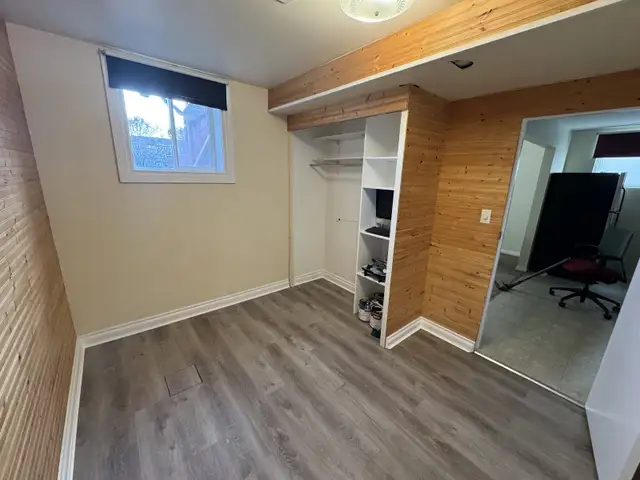 Bright Legal One Bedroom Suite in North Park - Optional Garage in Long Term Rentals in Saskatoon - Image 4