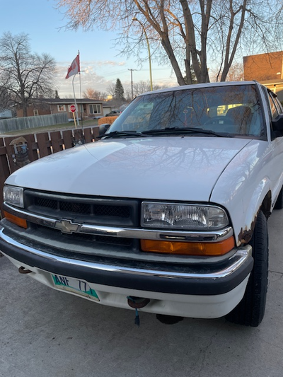 Selling "As Is" without safety 2000 Chev Blazer 4x4. 4.3 L V6. Low mileage unit. Requires brake repa...