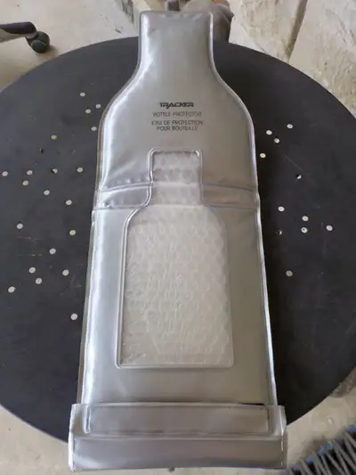 Tracker Bottle protector (when traveling), View more