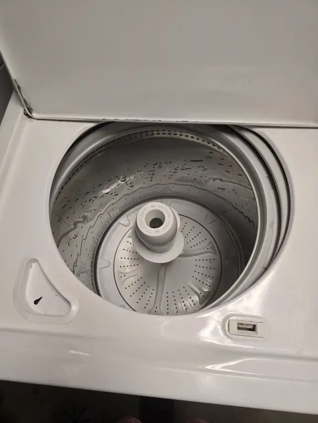 Whirlpool washer in Washers & Dryers in Regina - Image 3