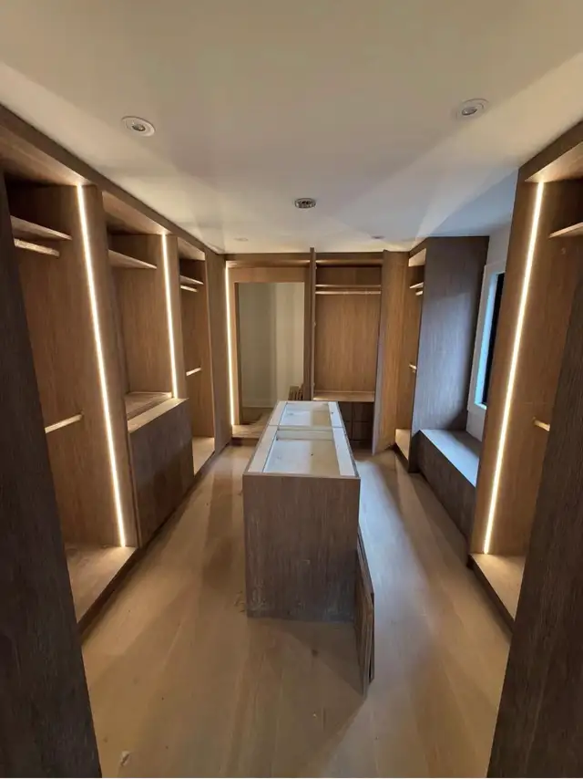     Electrician – Residential Electrical Services581029299655157763
