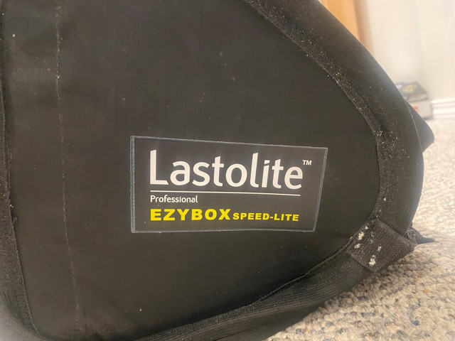Lastolite Ezybox Speed-Lite Small Photography Softbox in Cameras & Camcorders in Edmonton