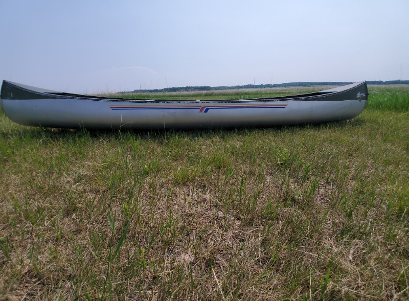 GRUMMAN 15 FOOT CANOE EXCEPTIONAL Canoes, Kayaks & Paddles Winnipeg Kijiji