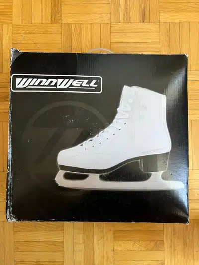 Winnwell Women Ice Skates (Used), View more