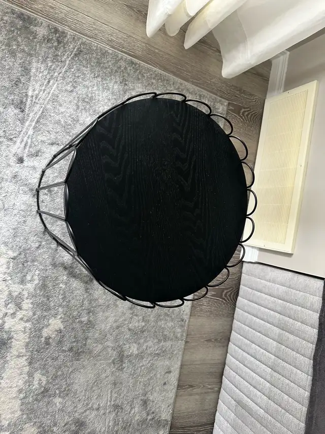 BLACK END TABLE 507648968523796482