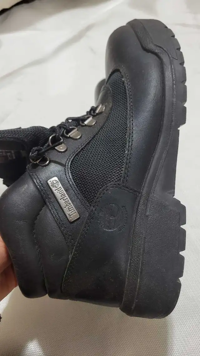 Timberland black in Men's Shoes in Mississauga / Peel Region - Image 4