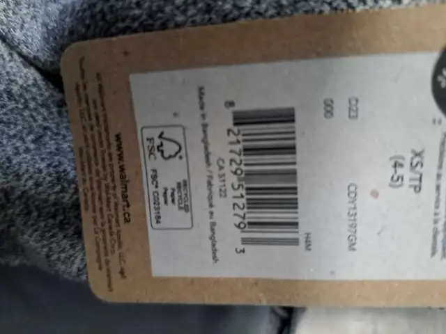 NEW Canadiana Girls Jogger Pants; XS, SM, MED & LRG in Kids & Youth in Calgary - Image 9