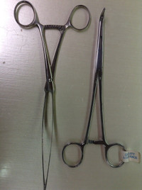 2 curved forceps 8"