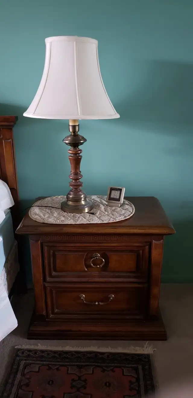 Stanley Furniture--high quality 3-piece solid wood Bedroom Suite in Dressers & Wardrobes in Oshawa / Durham Region - Image 3