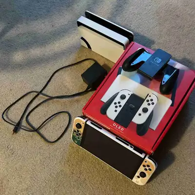 Nintendo Switch OLED, View more