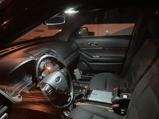 2017 Ford Police Interceptor Utility in Cars & Trucks in Fort St. John - Image 10