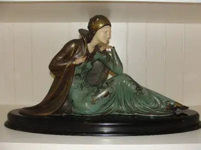 Sculpture chryséléphantine ( bronze-ivoire-marbre ) ART DÉCO, View more
