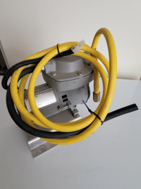 Thomas Oil-Less Diaphragm Vacuum Pump Model 907BDC22 12V