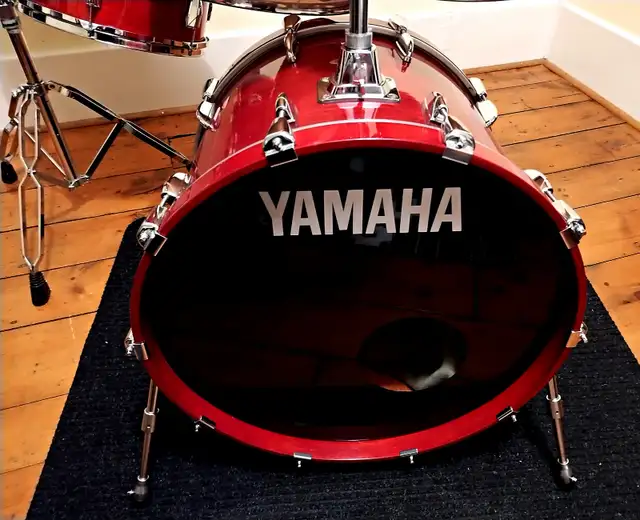 " Rare YAMAHA-Beech Custom-Full Kit- Or Shell Pack " in Drums & Percussion in Belleville - Image 4
