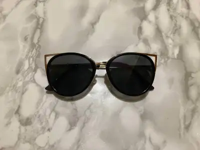 Ladies sunglasses , View more
