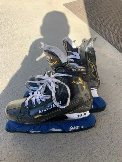 Bauer M5 Pro Skates size 7.5 fit 1 , View more