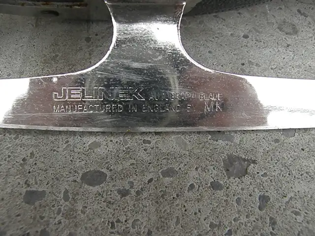 Women figure skates sizes 7, 7.5, 8 in Skates & Blades in Markham / York Region - Image 3