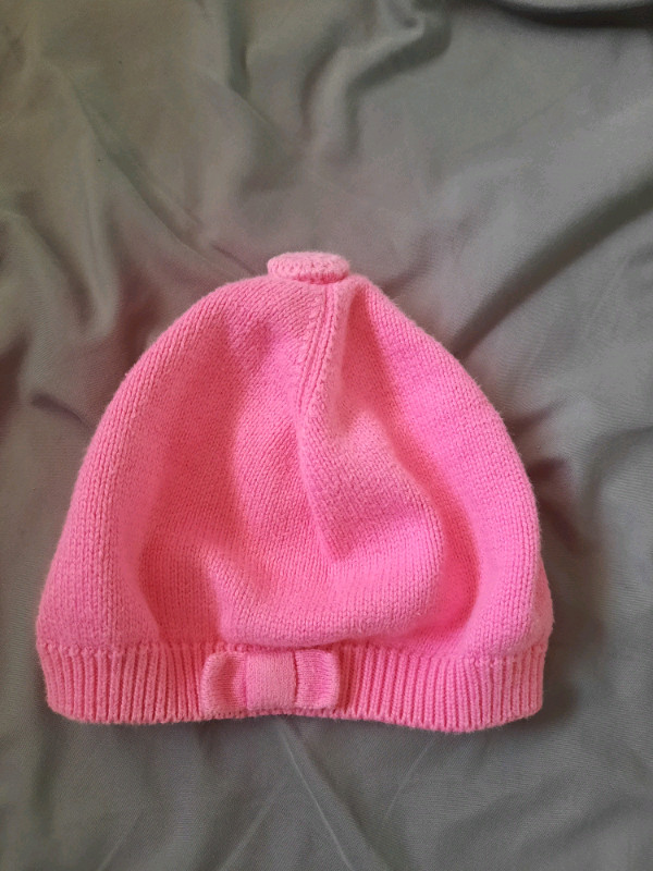 Girl hats in Clothing - 12-18 Months in Moncton - Image 2