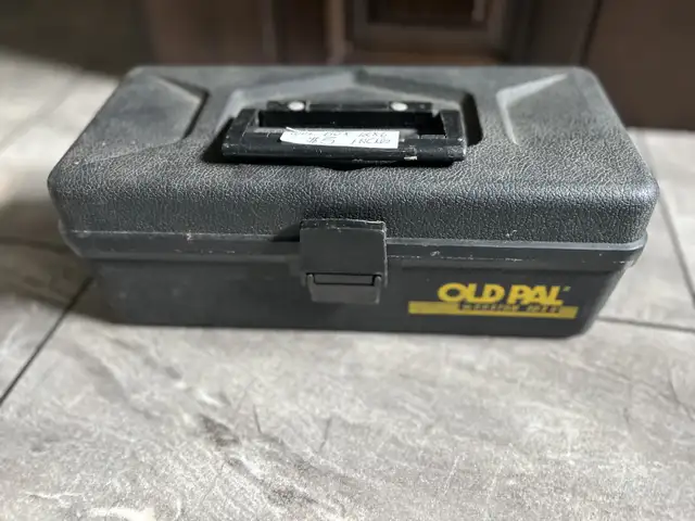Old Pal Tackle Box64307895288067120