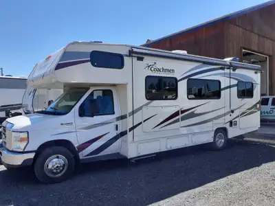 Selling for mother in law. Two slides, electric/propane water heater, 170W solar kit, 18,XXXkm’s. Cl...