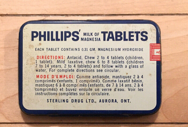 Boîte vintage Phillips milk of magnesia Tablets dans Art et objets de collection  à Trois-Rivières - Image 3