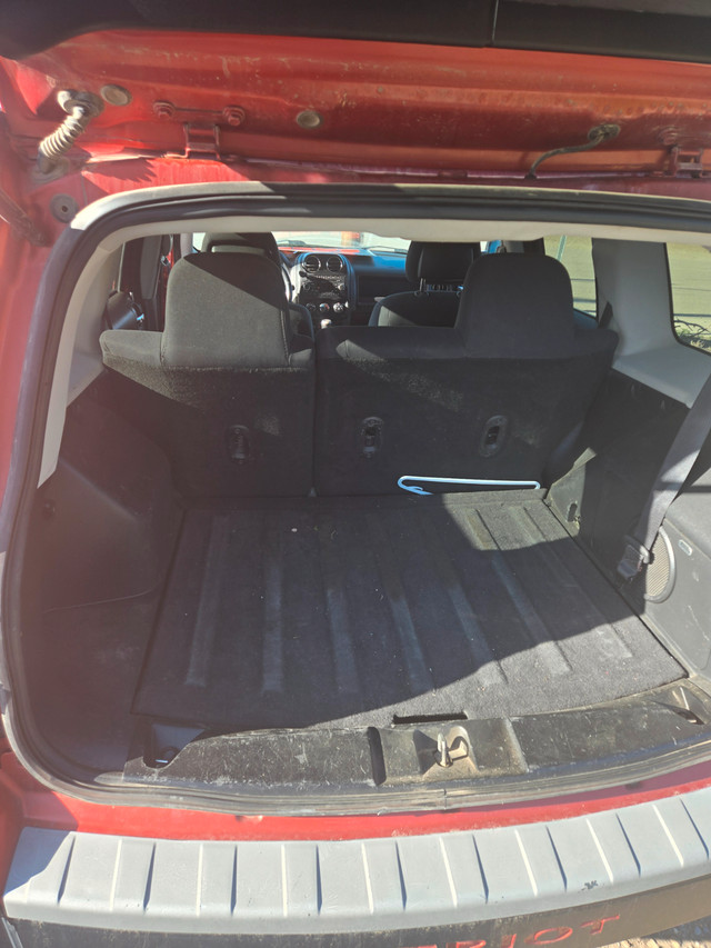 Suv in Cars & Trucks in Calgary - Image 2
