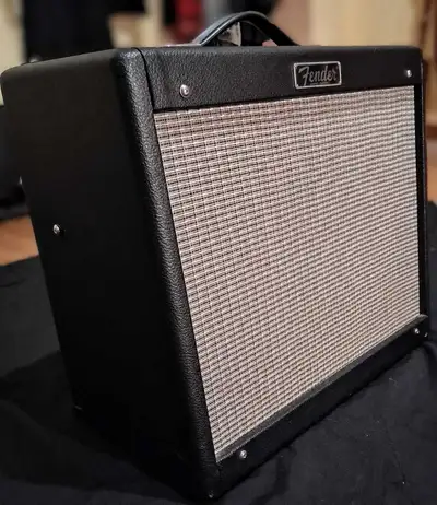 Fender Blues Junior IV – Ampli à lampes 15W – Excellent état, View more