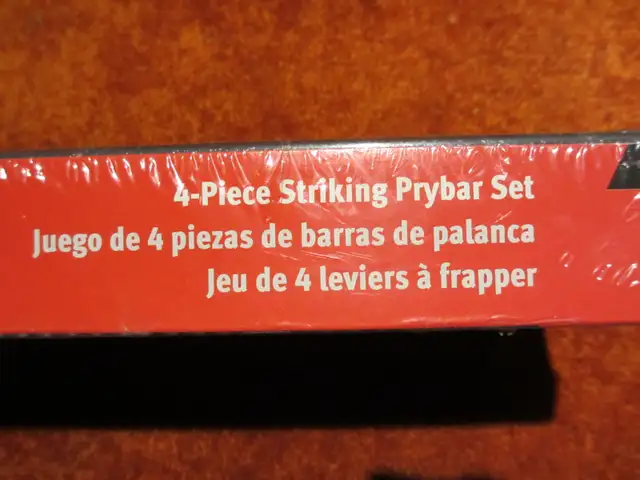 Snap-On- 4-Piece Striking Pry-bar set in Hand Tools in Kitchener / Waterloo - Image 3
