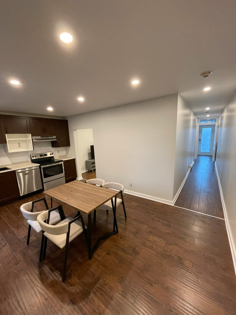 1424 Rue Nicolet, Montréal, QC H1W 3K4 · Hochelaga